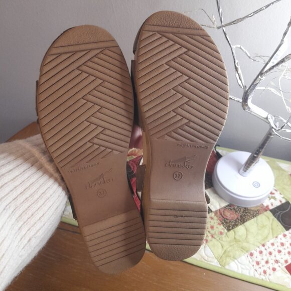Dansko Betsey Sandals Tan Milled Leather Closed Toe Ankle Strap Shoes EU 37 - Picture 4 of 11